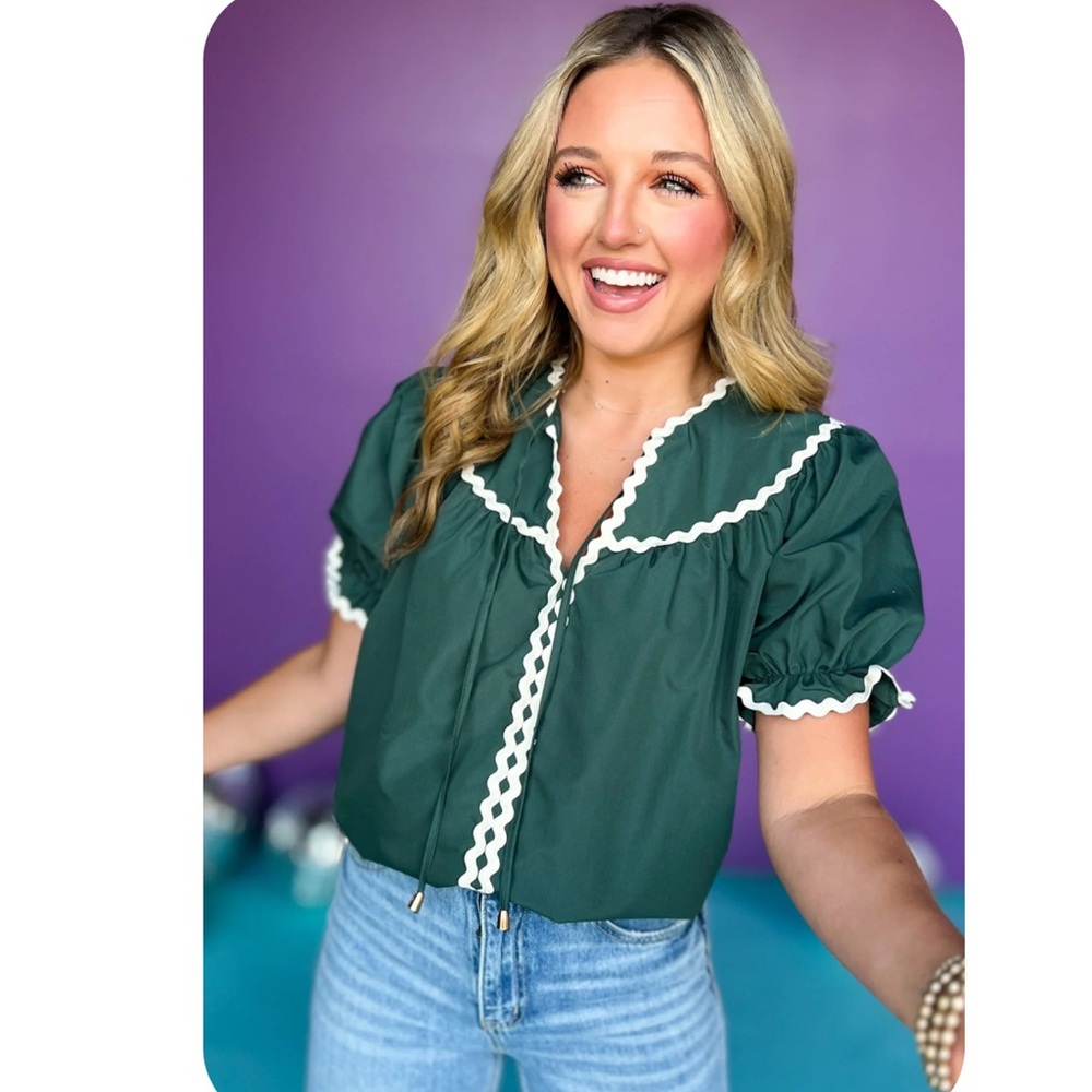 Entro Hunter Green Ric Rac Top - L & NWT